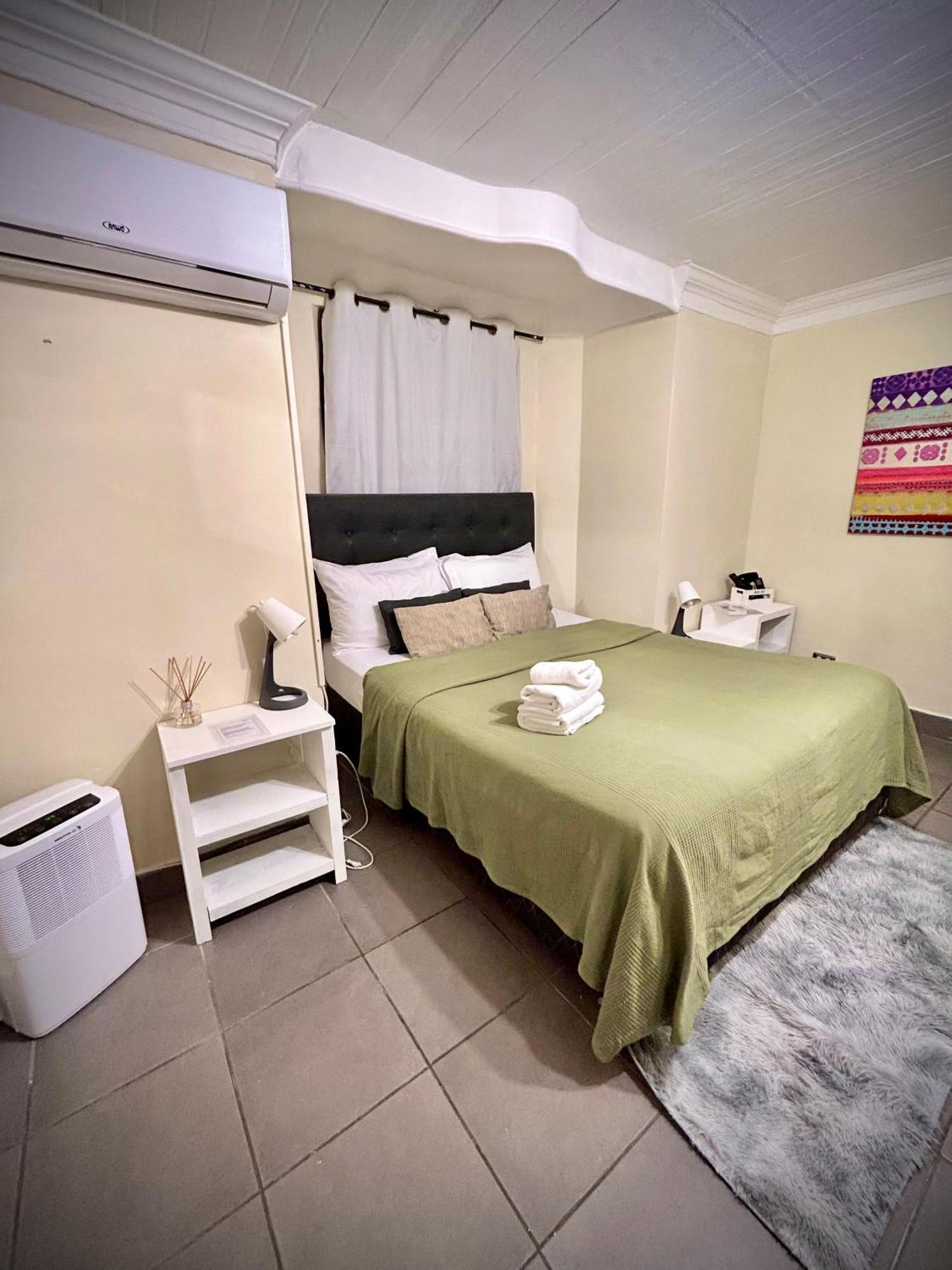 De Blasis Budget Rooms